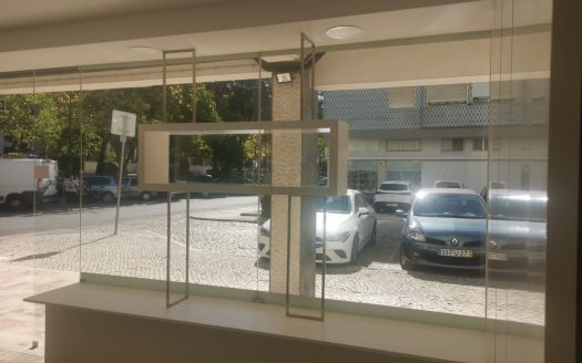 Loja próxima ao Teatro José Lucio da Silva