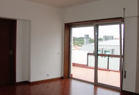 T2 – Rua Comandante Almeida Henriques