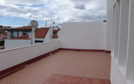 T2 – Rua Comandante Almeida Henriques
